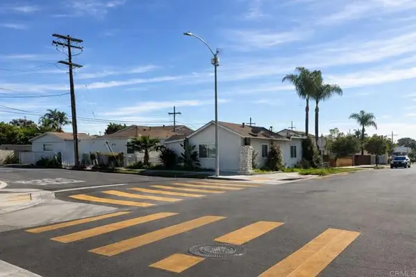 4555 Landis, San Diego, CA 92105