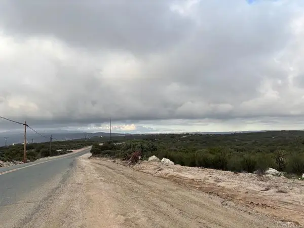 1746 Tierra Del Sol Road, Boulevard, CA 91905