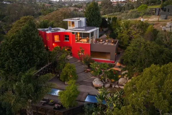 2893 Paseo Del Sol, Escondido, CA 92025