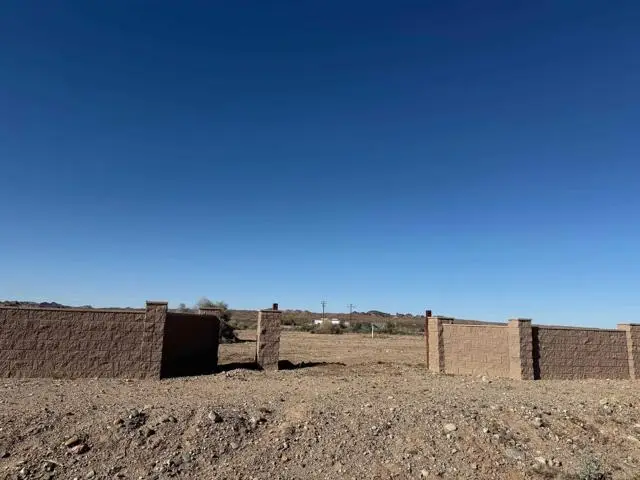 2667 Rio Hacienda Way, Palo Verde, CA 92266 - #1