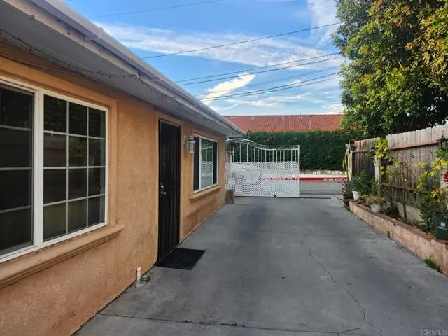 520 California, Vista, CA 92083 - #2