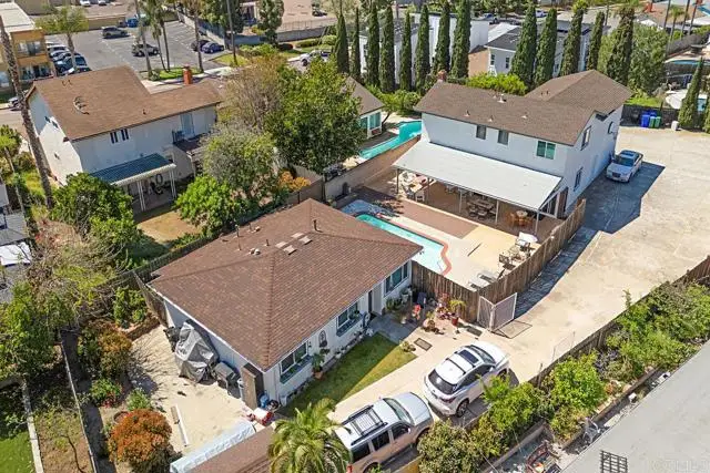 5676 Chateau Dr, San Diego, CA 92117 - #2