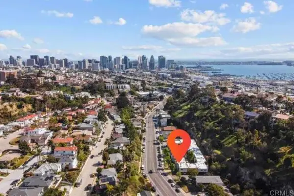 2850 Reynard Way  #30, San Diego, CA 92103