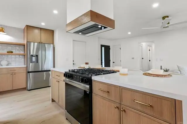 3942 Mount Acadia Boulevard, San Diego, CA 92111 - #2