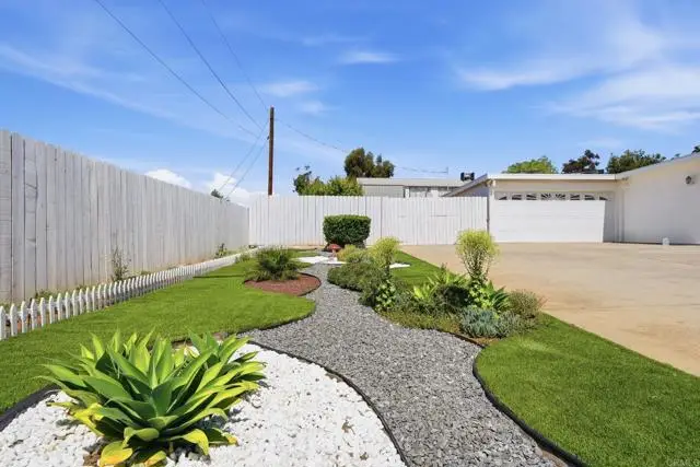 2152 Oak Hill Drive, Escondido, CA 92027 - #3