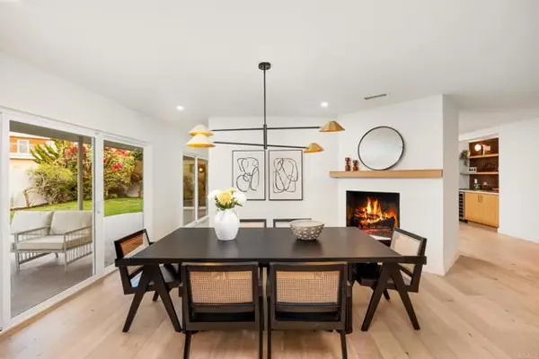 4252 Don Jose Dr, Los Angeles, CA 90008