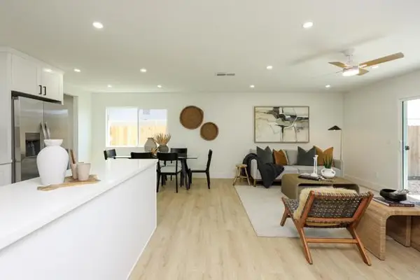 9844 Halberns Boulevard, Santee, CA 92071