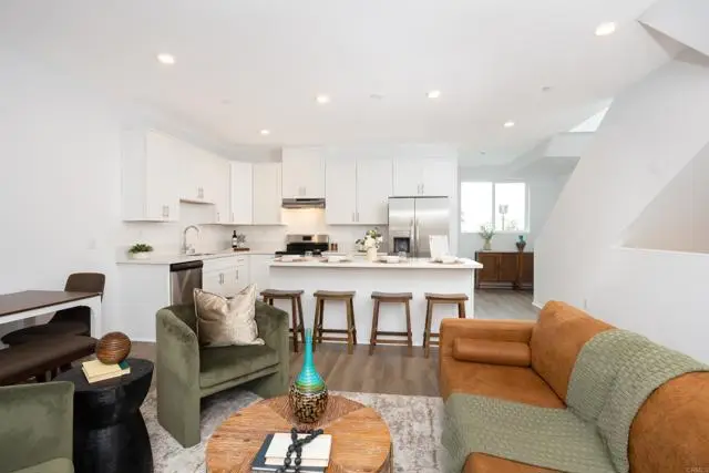 4954 Ocean View Boulevard, San Diego, CA 92113 - #3