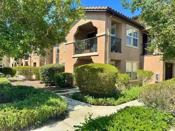 14692 Via Fiesta  #4, San Diego, CA 92127