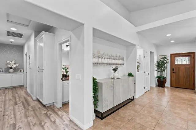 9460 Slope St., Santee, CA 92071 - #3