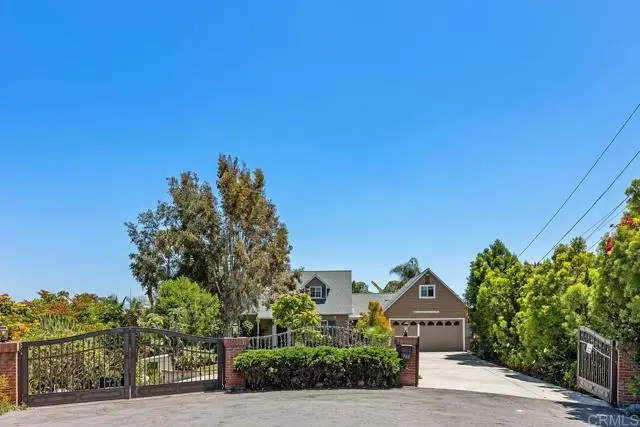 746 Sunrise Drive, Vista, CA 92084 - #2