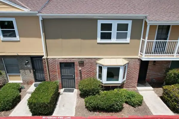 7887 Rancho Fanita Dr.  #B, Santee, CA 92071