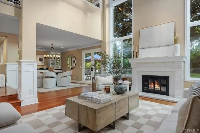 3741 Southernwood Way, San Diego, CA 92106 - #3