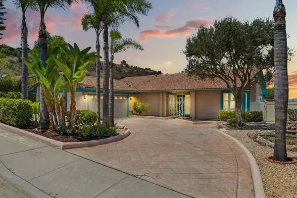 1744 Shady Crest Place, El Cajon, CA 92020