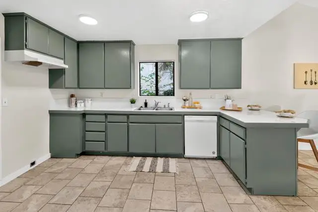 945 E Street, Ramona, CA 92065 - #3