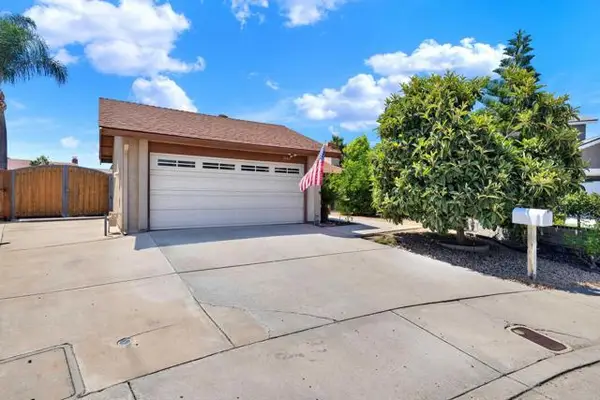 10510 Share Court, Santee, CA 92071