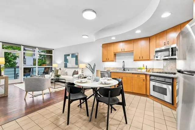550 15th St  #204, San Diego, CA 92101 - #1