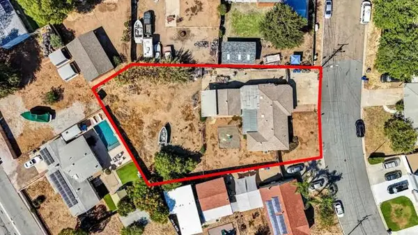 1852 Peppervilla Drive, El Cajon, CA 92021