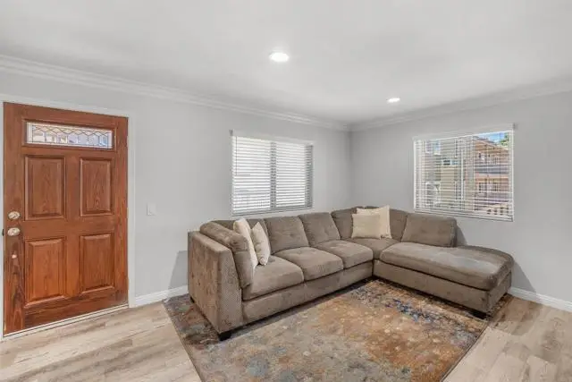 2752 B Street  #212, San Diego, CA 92102 - #3