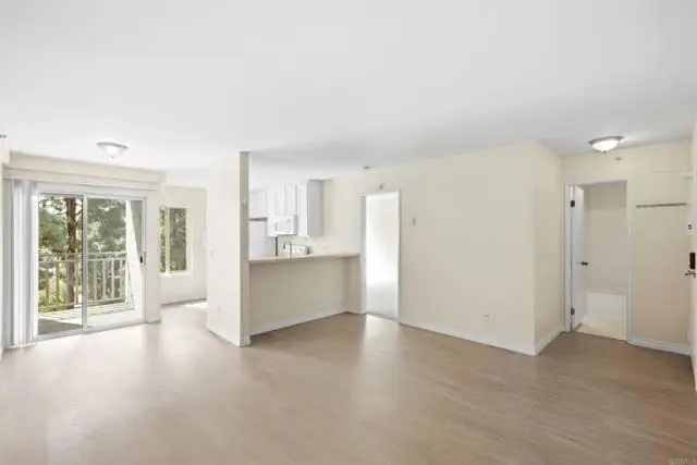 7500 Parkway Drive  #207, La Mesa, CA 91942 - #1