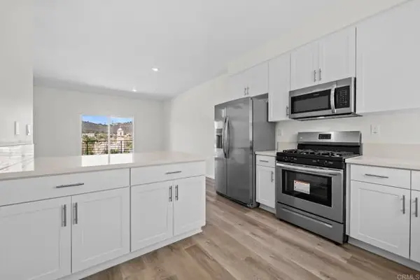 8174 Golden Avenue, Lemon Grove, CA 91945