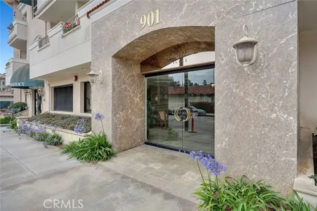 901 Deep Valley Drive  #104, Rolling Hills Estates, CA 90274 - Image #1