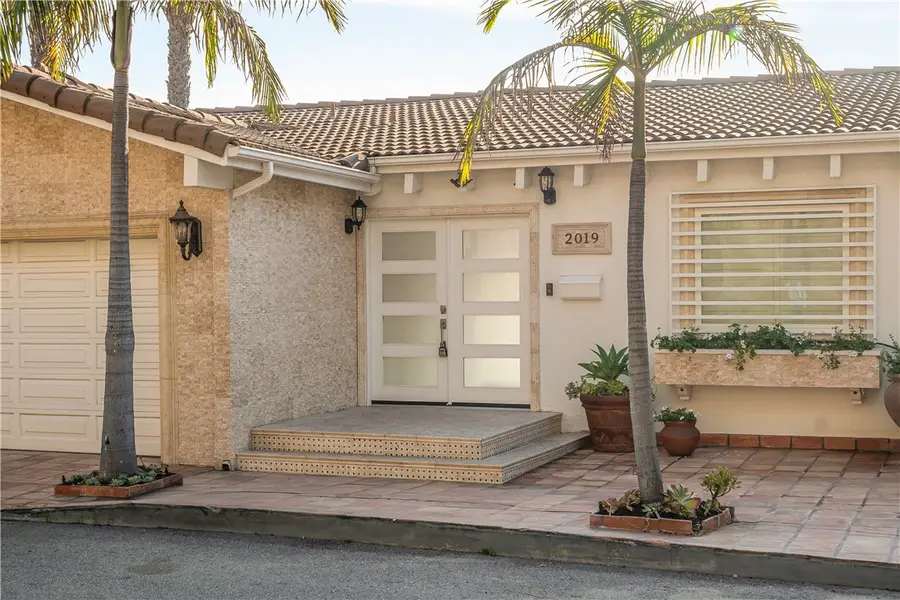 2019 Sunset Plaza Drive, Los Angeles, CA 90069 - Image #3