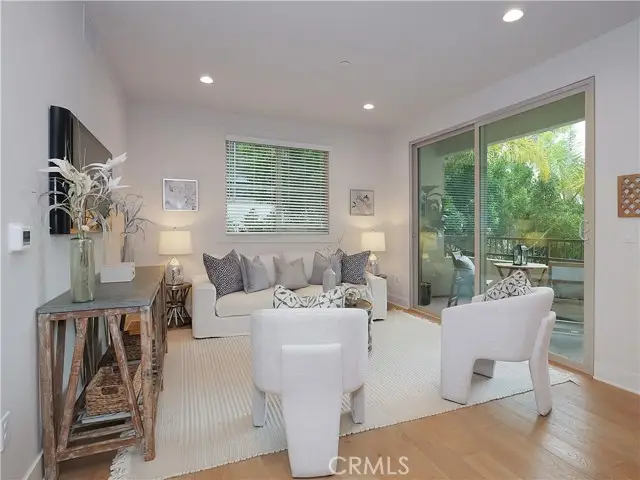 627 Deep Valley Drive  #210, Rolling Hills Estates, CA 90274 - Image #3