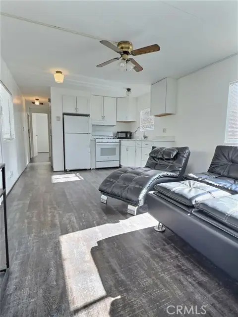 21926 Vermont Avenue  #27, Torrance, CA 90502 - Image #1