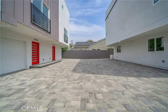 4453 Colfax Ave, Studio City, CA 91602 - #2