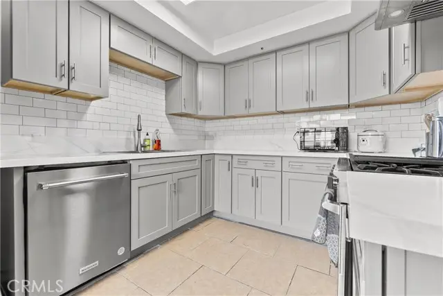 3702 126th, Hawthorne, CA 90250 - #2