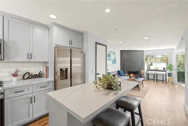 707 4th  #8, Long Beach, CA 90802 - #2