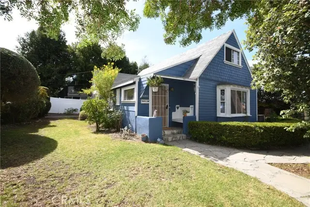 24263 Los Codona, Torrance, CA 90505 - #1