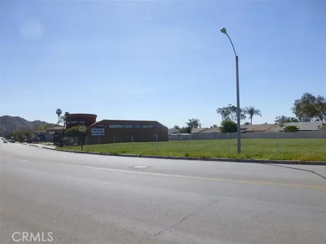 5754 Tilton Avenue, Riverside, CA 92509 - #3