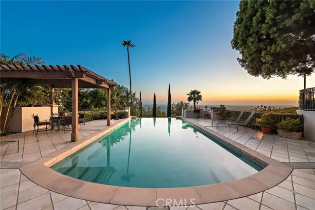 1875 La Cuesta, Santa Ana, CA 92705 - #3