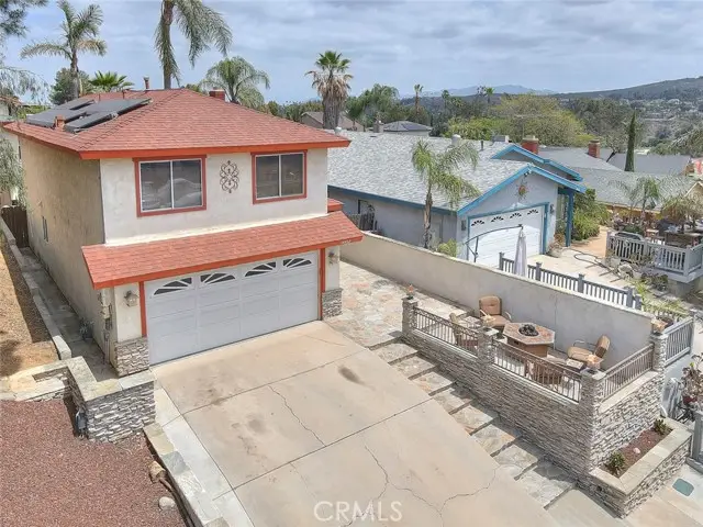 14452 Harvey Lane, Riverside, CA 92503 - Image #2