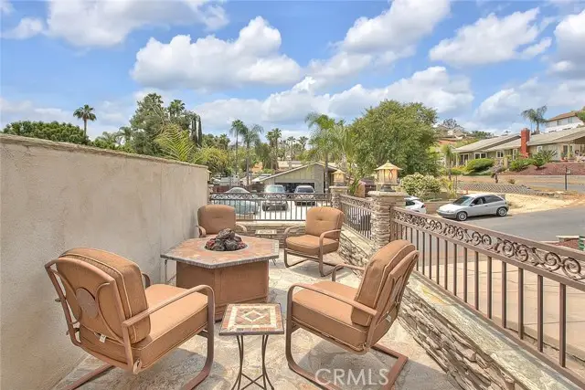 14452 Harvey Lane, Riverside, CA 92503 - Image #3