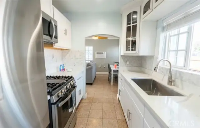 1390 Gundry Avenue, Long Beach, CA 90813 - #2