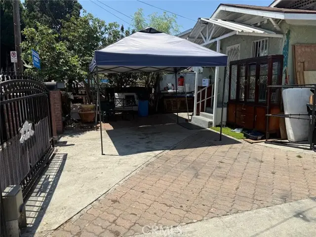 917 42nd Street, Los Angeles, CA 90011 - #3