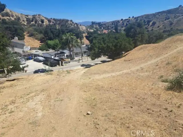 29227 Val Verde Rd, Castaic, CA 91384 - Image #3