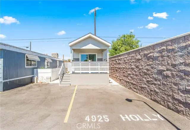 4925 Holly, Long Beach, CA 90805 - #2