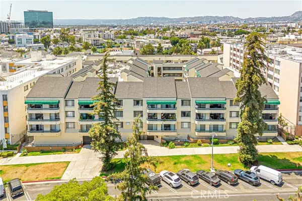 435 La Fayette Park Place  #219, Los Angeles, CA 90057