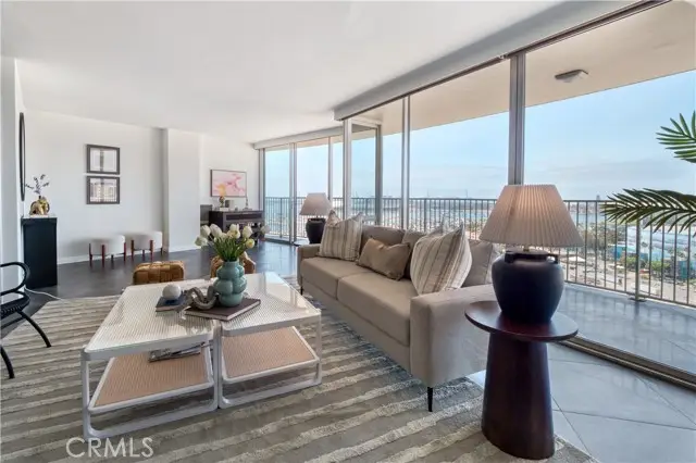 700 Ocean Boulevard  #2508, Long Beach, CA 90802 - Image #3