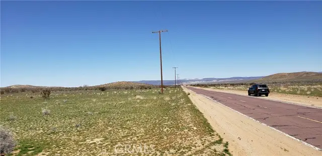 39177 Hinkley Road, Hinkley, CA 92347 - Image #2