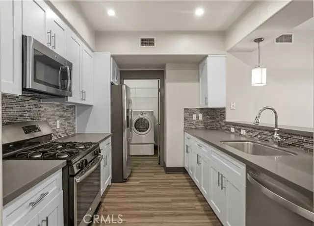 24595 Town Center Drive  #3211, Valencia, CA 91355 - Image #2