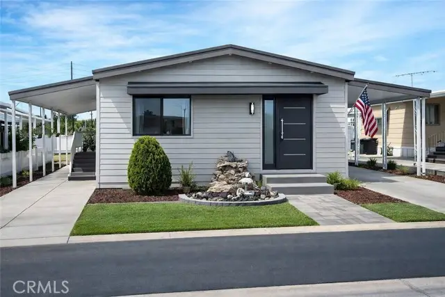 13 PALM VIA, Anaheim, CA 92801 - #2