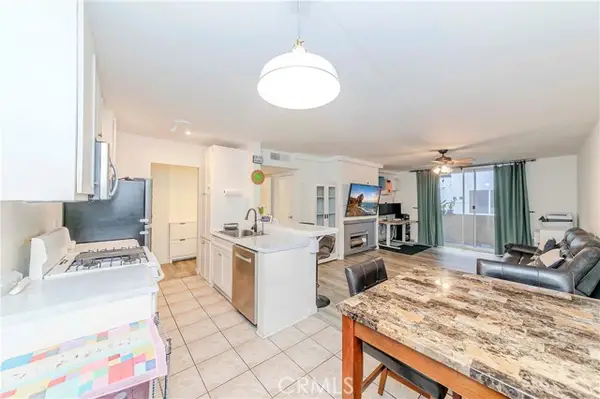 421 La Fayette Park Pl  #427, Los Angeles, CA 90057