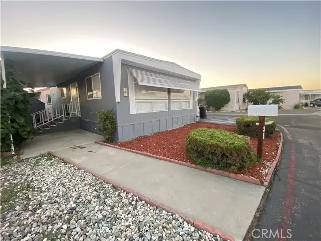 35 Orange Via, Anaheim, CA 92801 - #3