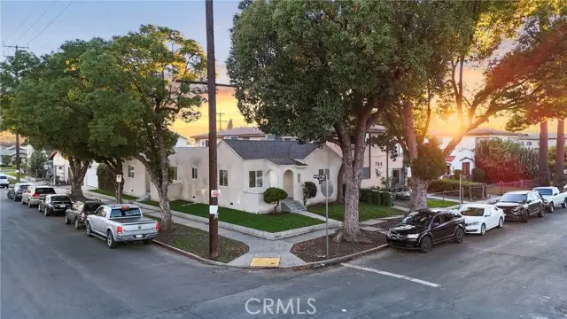 8405 Mckinley Avenue, Los Angeles, CA 90001 - #1