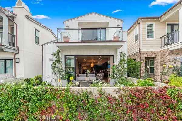 15 Marina Way, Seal Beach, CA 90740